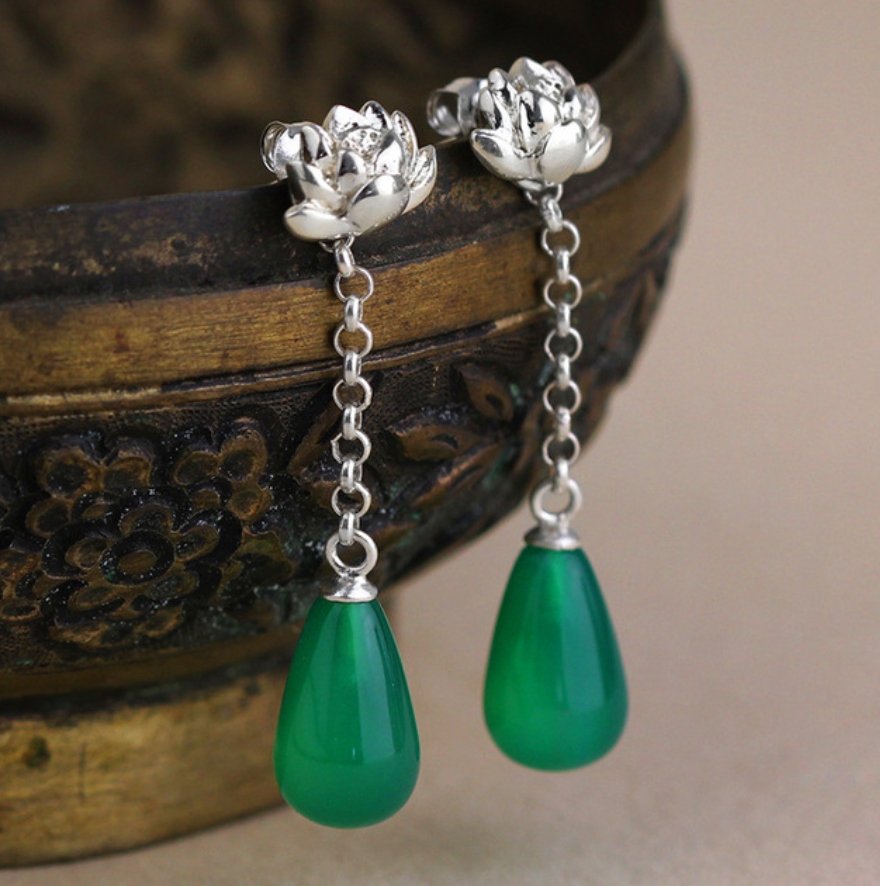 9ct Jade Drop Earrings– Warrenders Jewellers